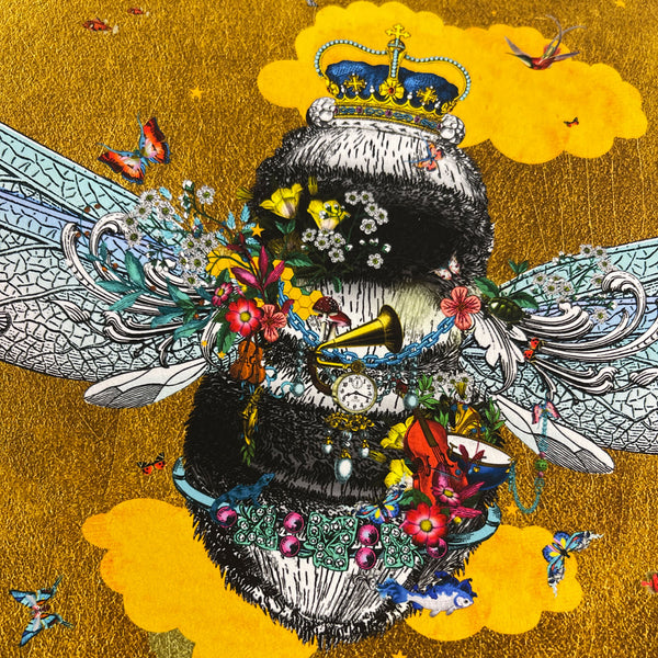 A Crowned Empress Of Gold - Art Print